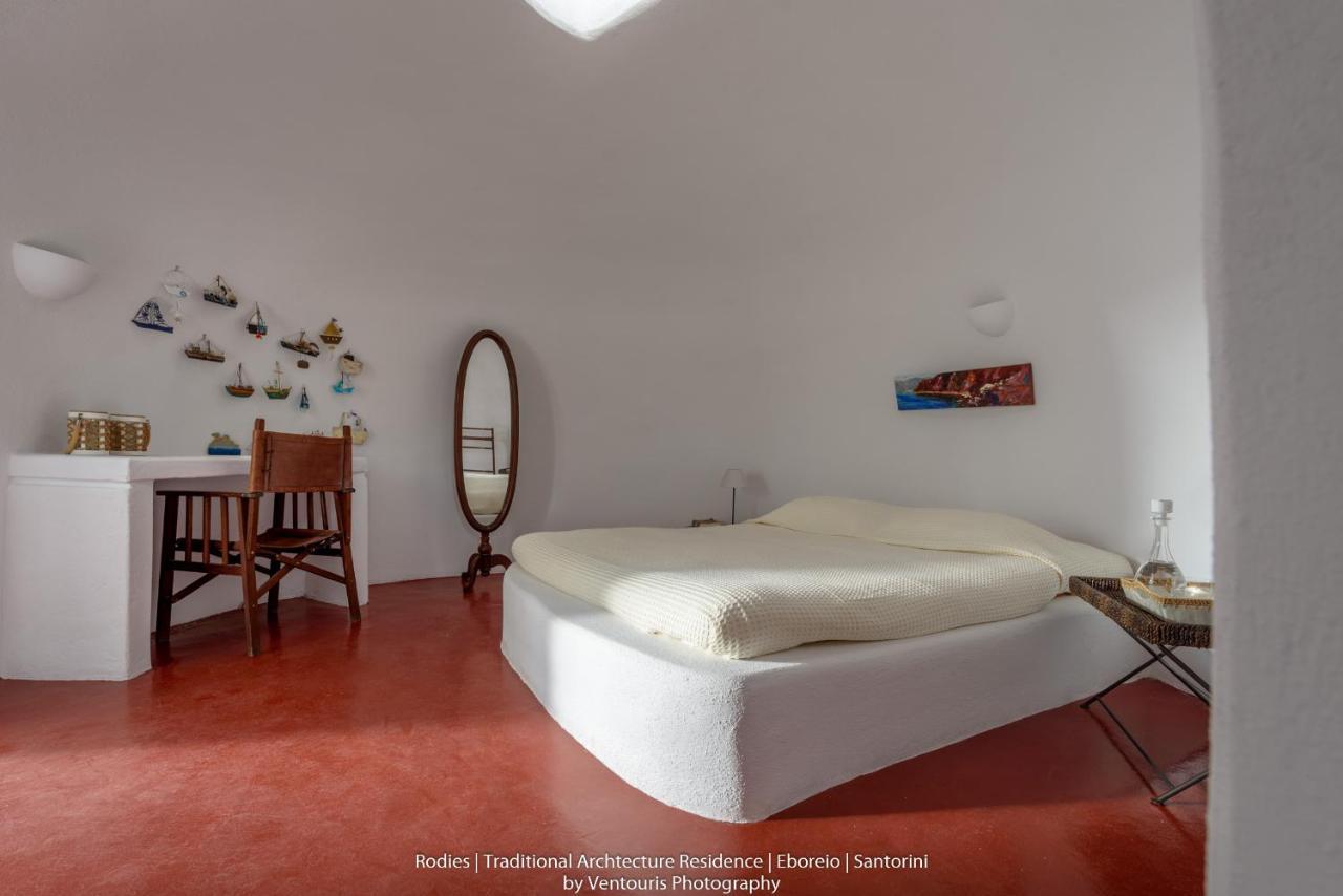 Rodies Traditional House Emporio  Luaran gambar
