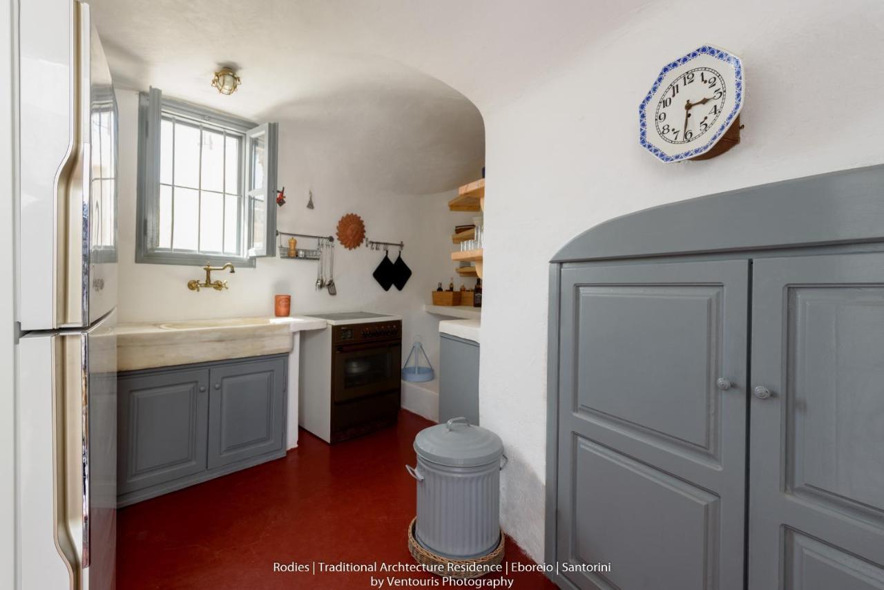 Rodies Traditional House Emporio  Luaran gambar