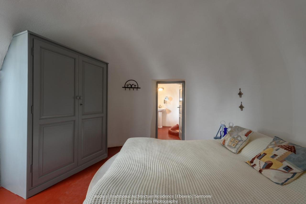 Rodies Traditional House Emporio  Luaran gambar