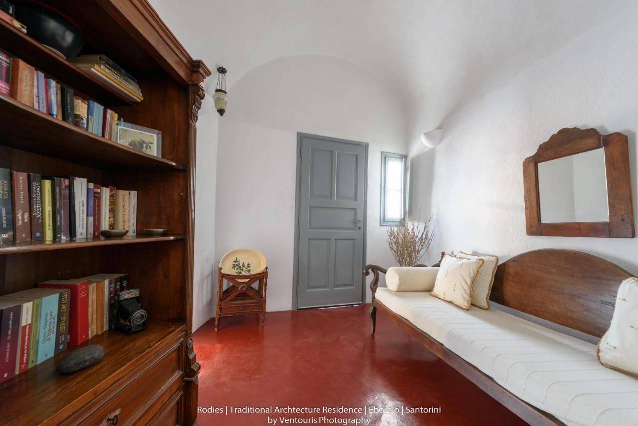 Rodies Traditional House Emporio  Luaran gambar