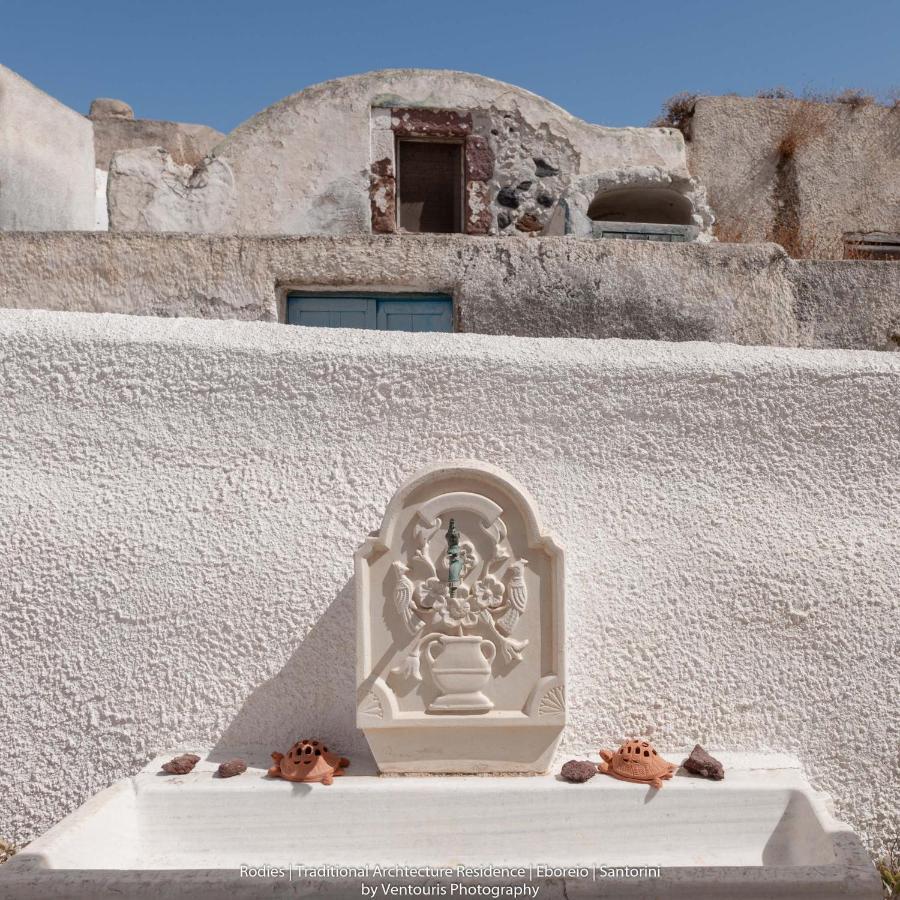 Rodies Traditional House Emporio  Luaran gambar