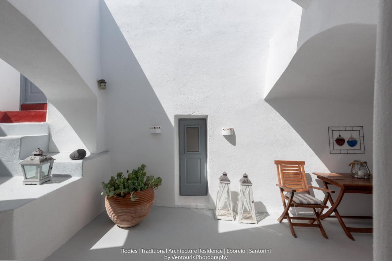 Rodies Traditional House Emporio  Luaran gambar