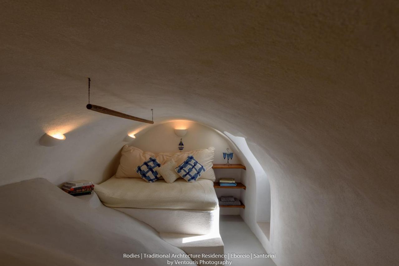 Rodies Traditional House Emporio  Luaran gambar