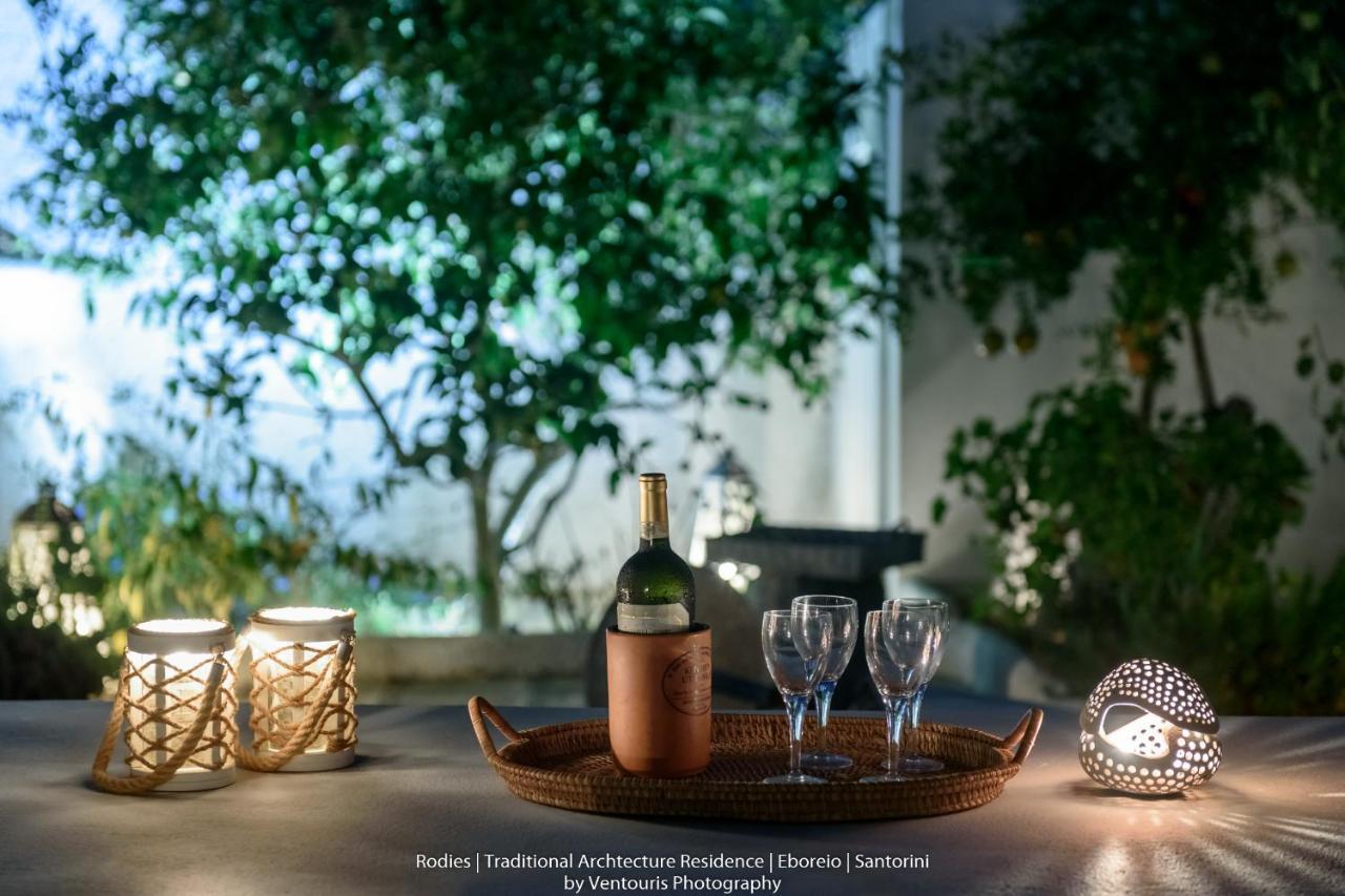 Rodies Traditional House Emporio  Luaran gambar
